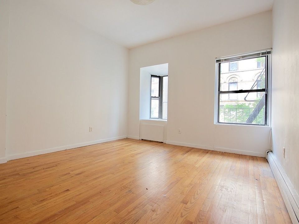 1st image of 36 Orchard St APT 4