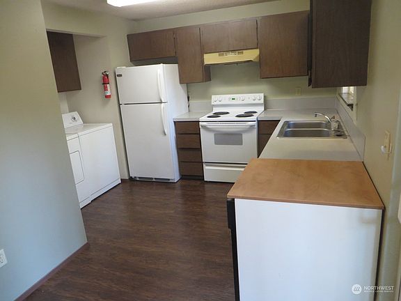 4th image of 403 43rd Avenue SW #1234