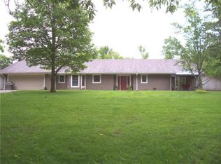 2980 SE Timber Ln, Lathrop, MO 64465