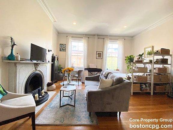 4th image of 233 Beacon St APT 7