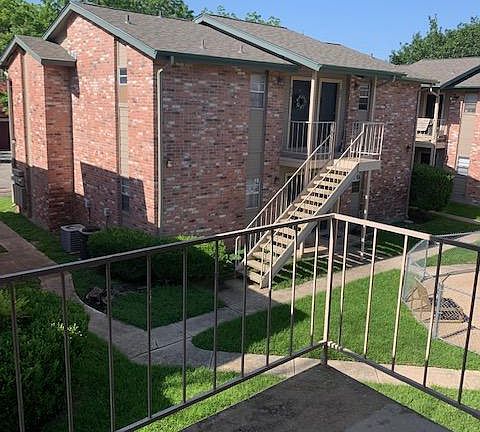 5th image of 400 Army Blvd APT 104