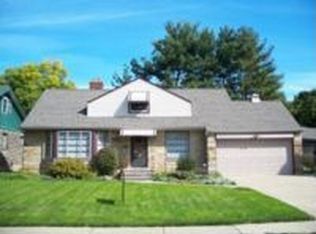 17909 Rosecliff Rd, Cleveland, OH 44119