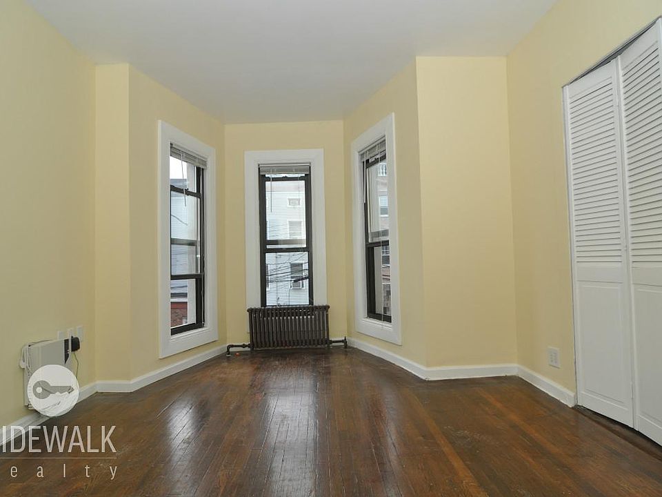 1st image of 1152 Welling Ct