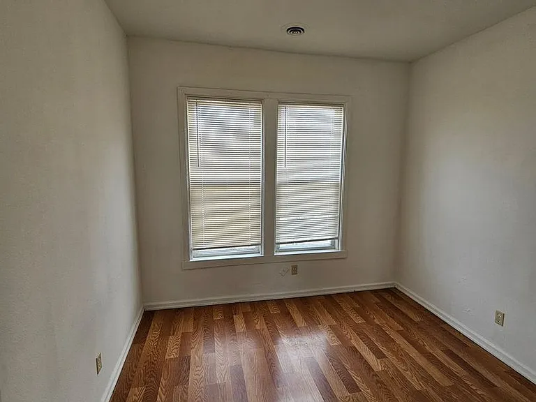 3520-3522 W Mt. Vernon Ave. — Photo 7