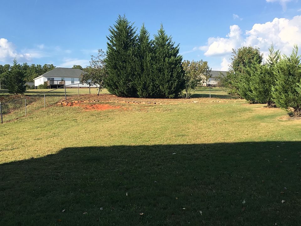 Large lot& lots of privacy