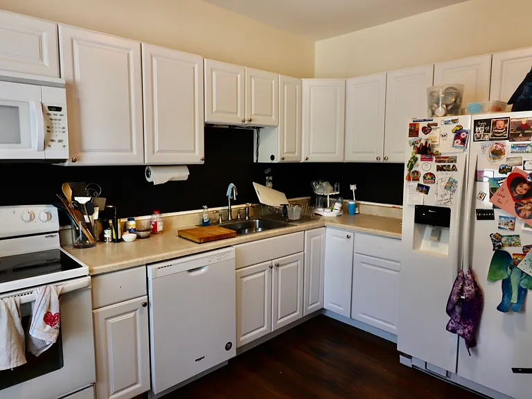 124 Babcock St #6 — Photo 8