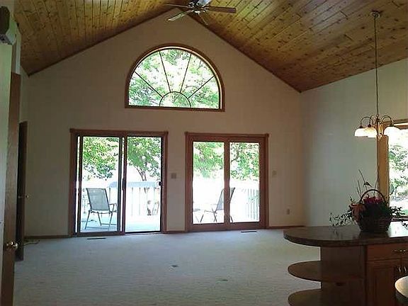 2nd image of 443 Lake Ave S