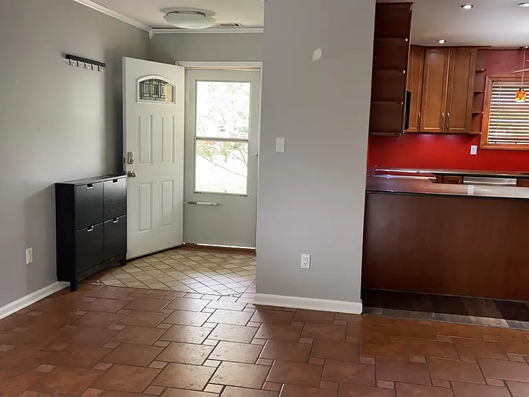 500 Cambertree Way — Photo 5