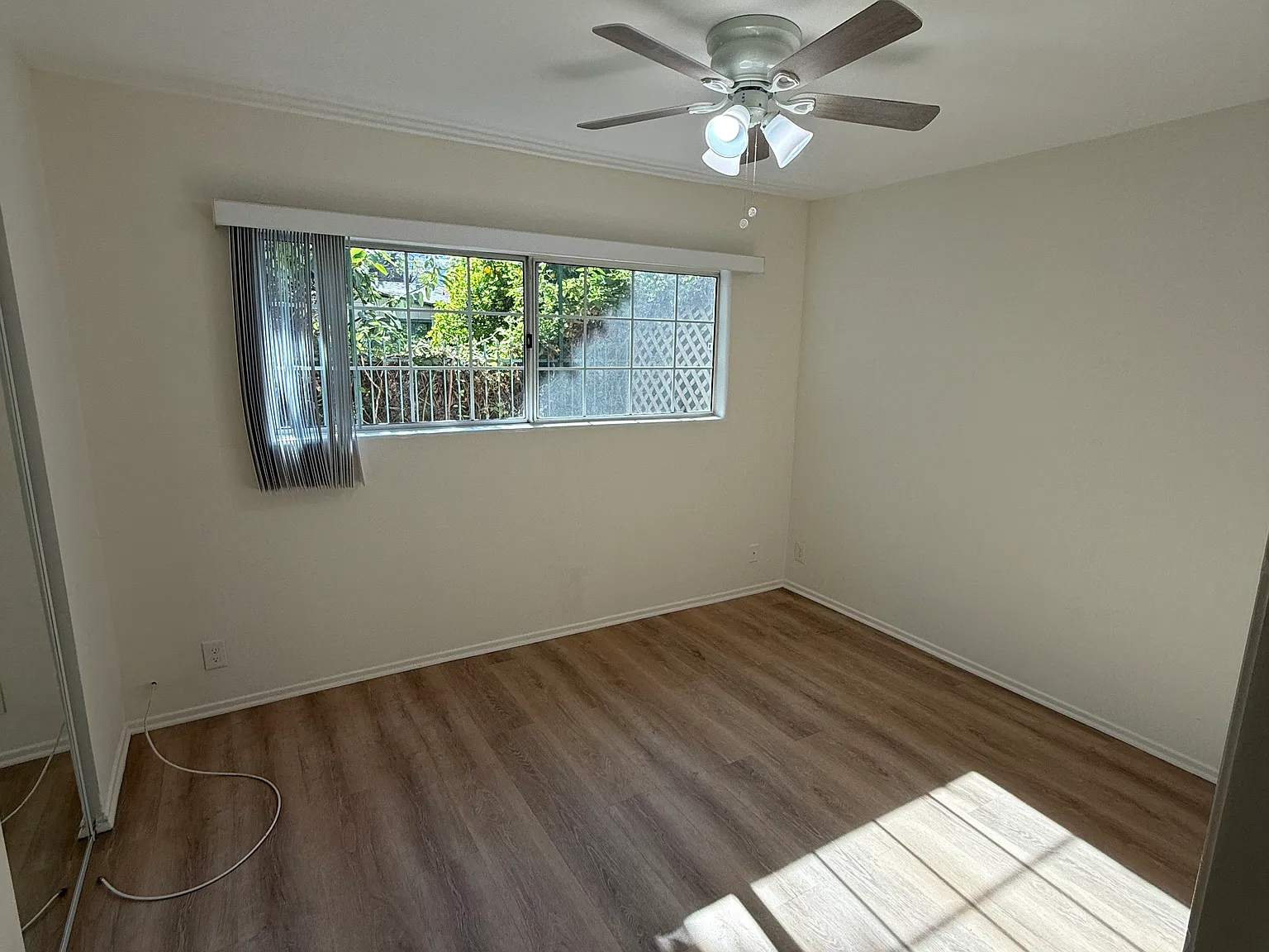 12848 Bloomfield St — Photo 2