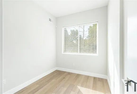 429 W York St #1 — Photo 7