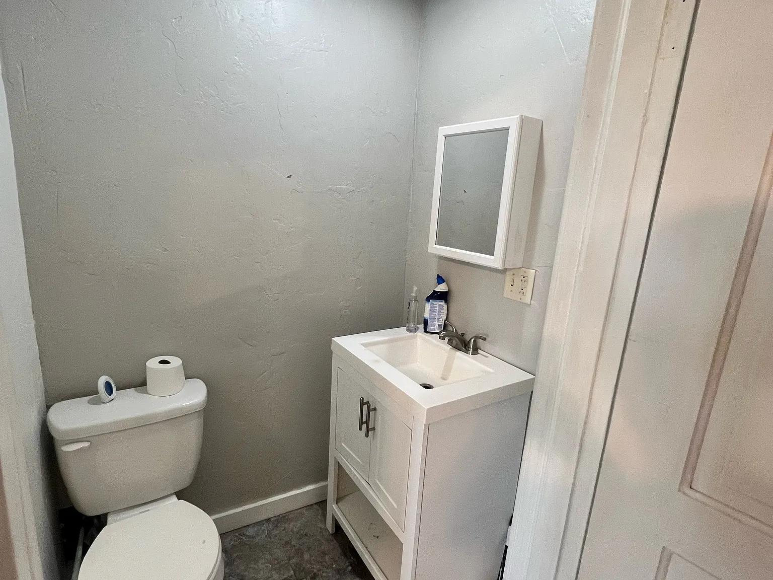Studio, 500 sqft, $900 — Photo 4