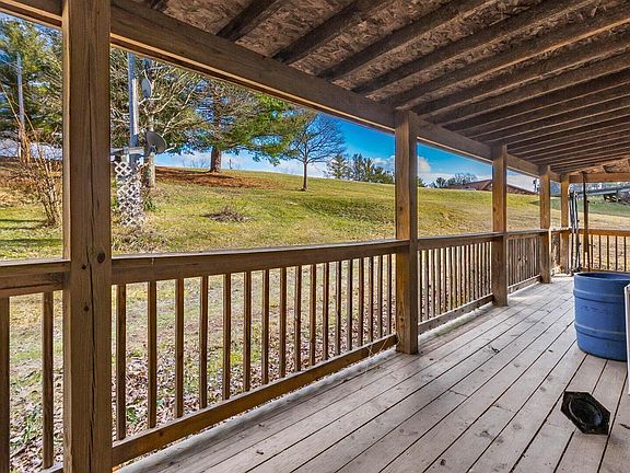 5th image of 85 Turkey Hollow Rd