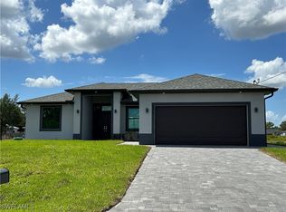 4019 34th St SW, Lehigh Acres, FL 33976