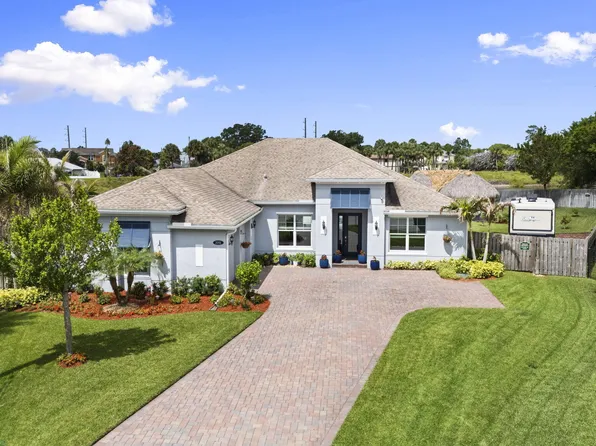 2091 SW Hobby Court, Port St Lucie, FL 34953