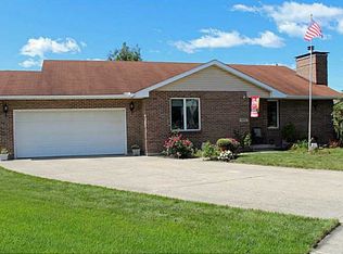 4443 Arbor Ln, Springfield, OH 45503