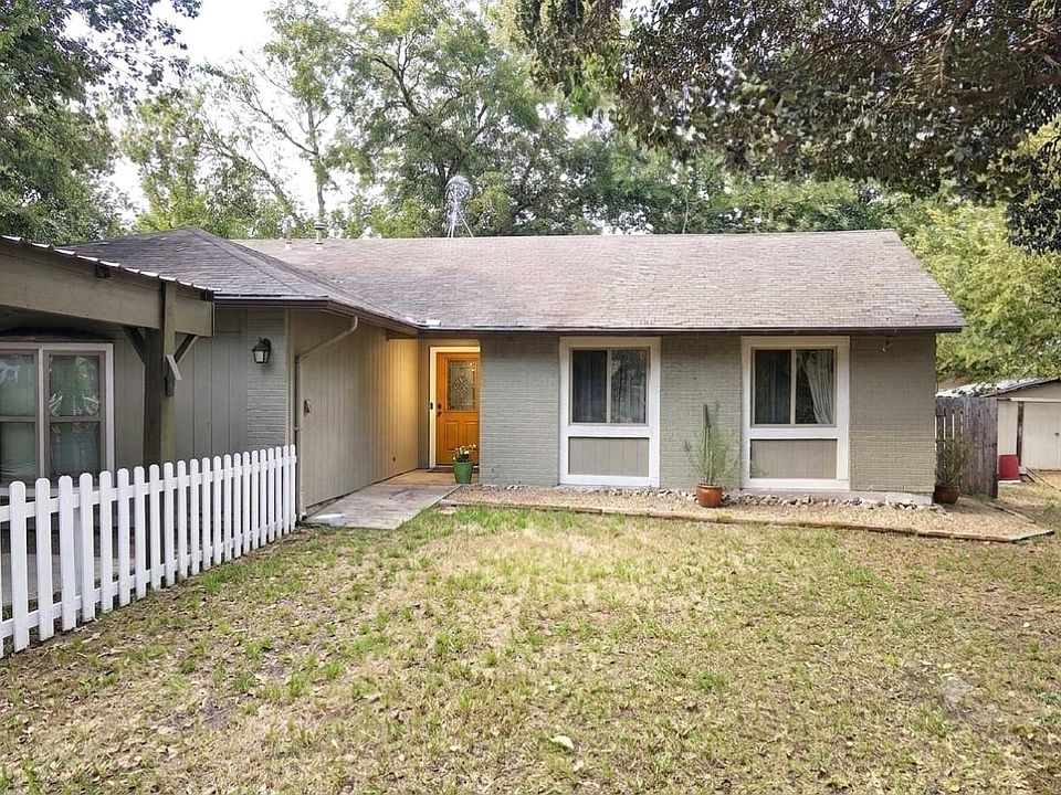 1st image of 2423 Village Walk