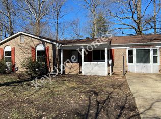 107 Harris Creek Rd, Hampton, VA 23669