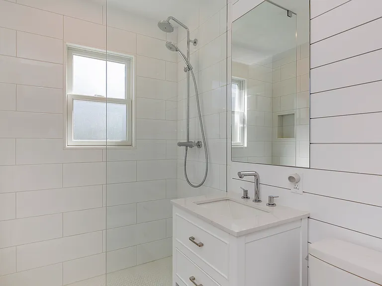 275 Maier Pl — Photo 22