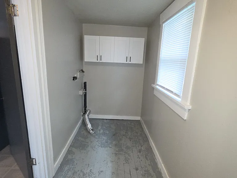 255 N Elizabeth Ave — Photo 13