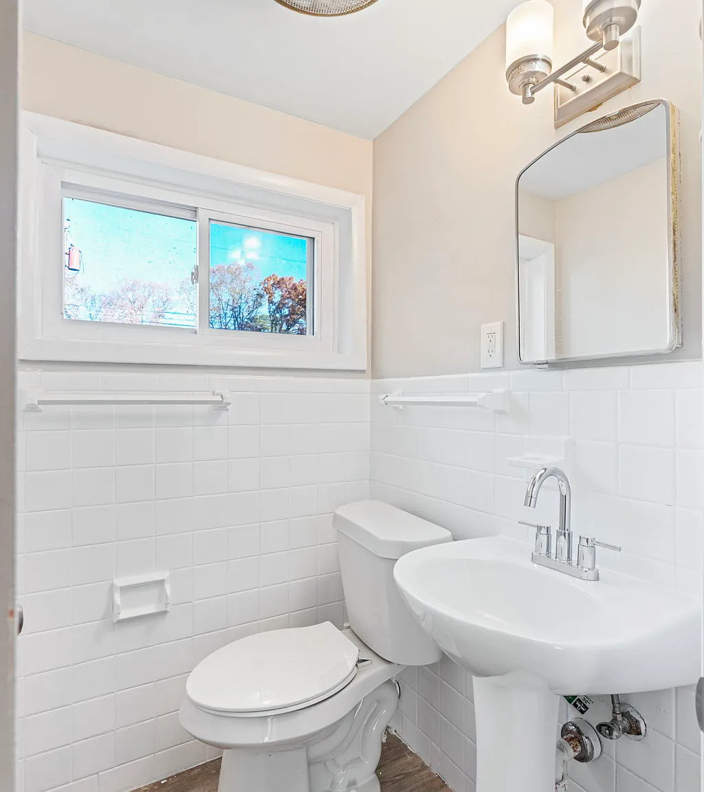 1 bed, 1957 sqft, $580 — Photo 3
