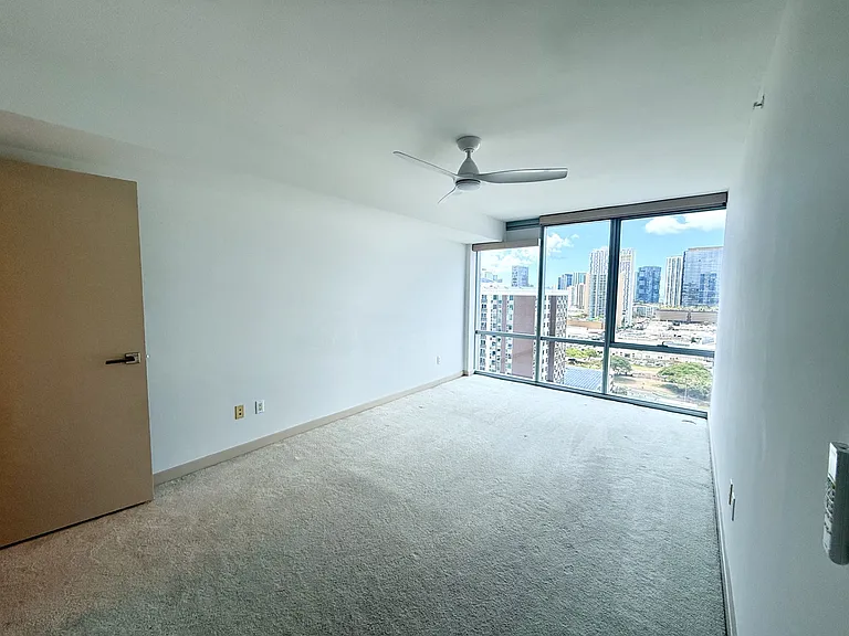 555 South St #1804 — Photo 5