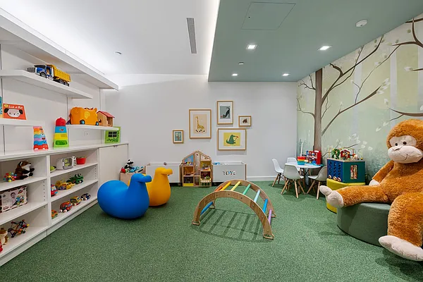 Sold by Nest Seekers International | media 17