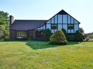 208 Lakes Rd, Bethlehem, CT 06751