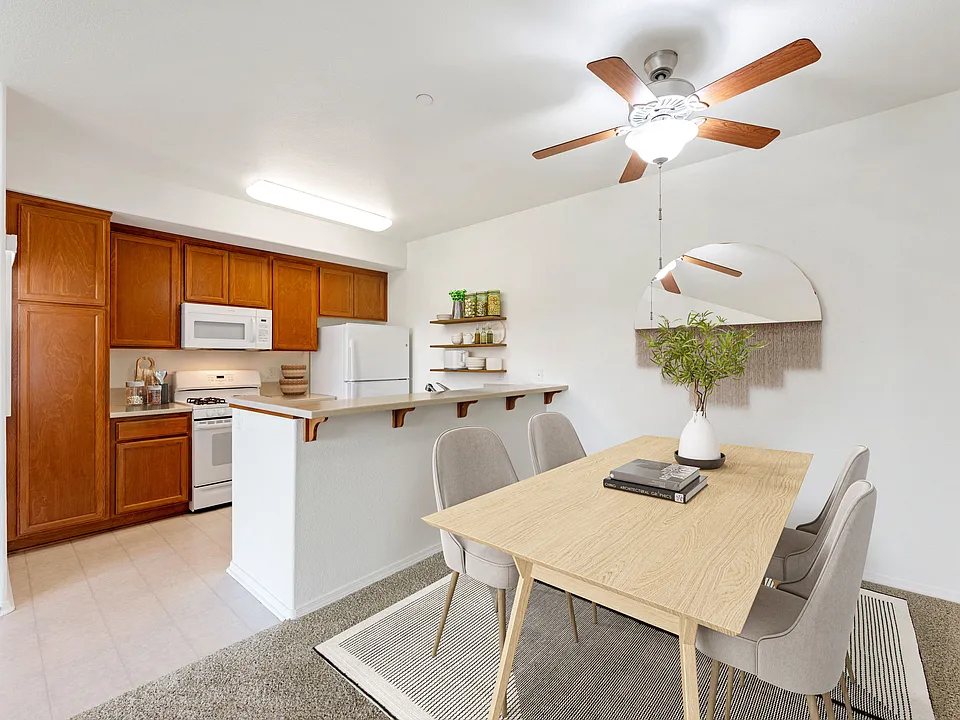 Siena Apartments