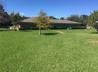 855 County Road 2850, Honey Grove, TX 75446
