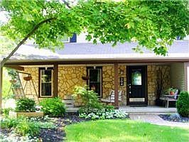 4th image of 304 Odessa Ln