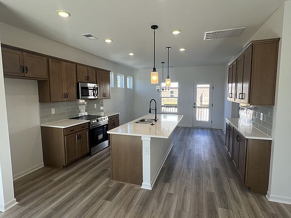 5th image of 131 Rosebush Ln Lot 17