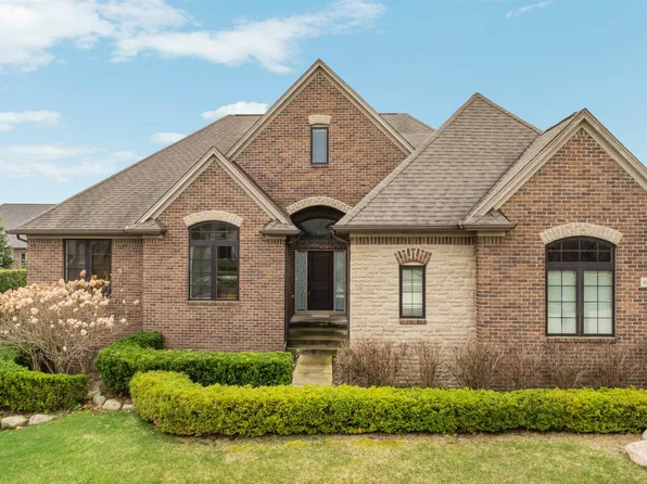 6426 Annapolis Dr, Washington, MI 48094