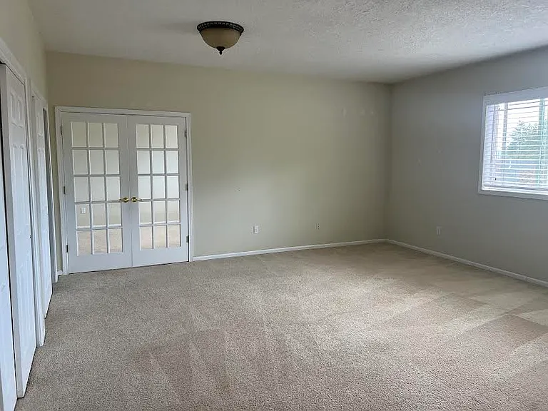 7673 SW Millerglen Dr — Photo 8