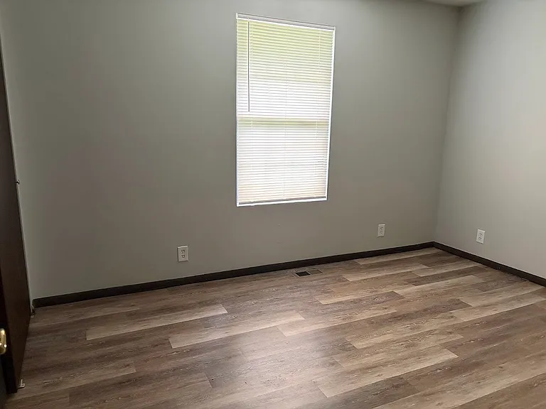 6645 Chasteen Ln — Photo 5