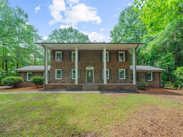 125 Silver Leaf Dr, Fayetteville, GA 30214
