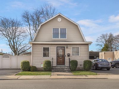 1089 Tulip Avenue, Franklin Square, NY, 11010