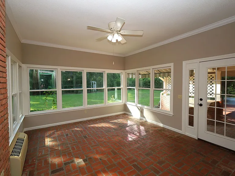 1054 Ridge Rd — Photo 35