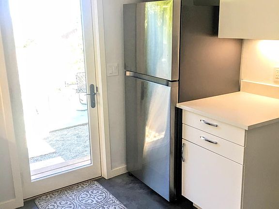 Take your food to dining set outside of your kitchen door.