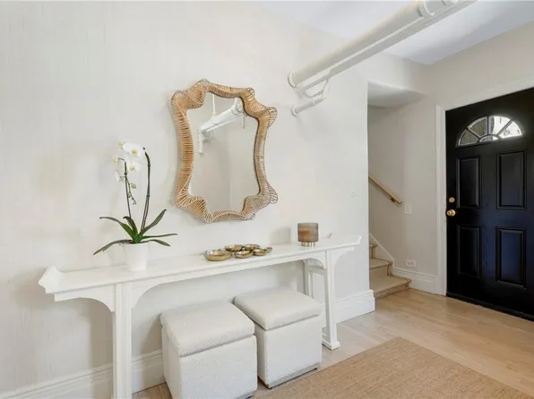 14 N Chatsworth Avenue #2E, Larchmont, NY 10538