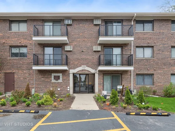 1220 S Lorraine Rd APT 2H, Wheaton, IL 60189