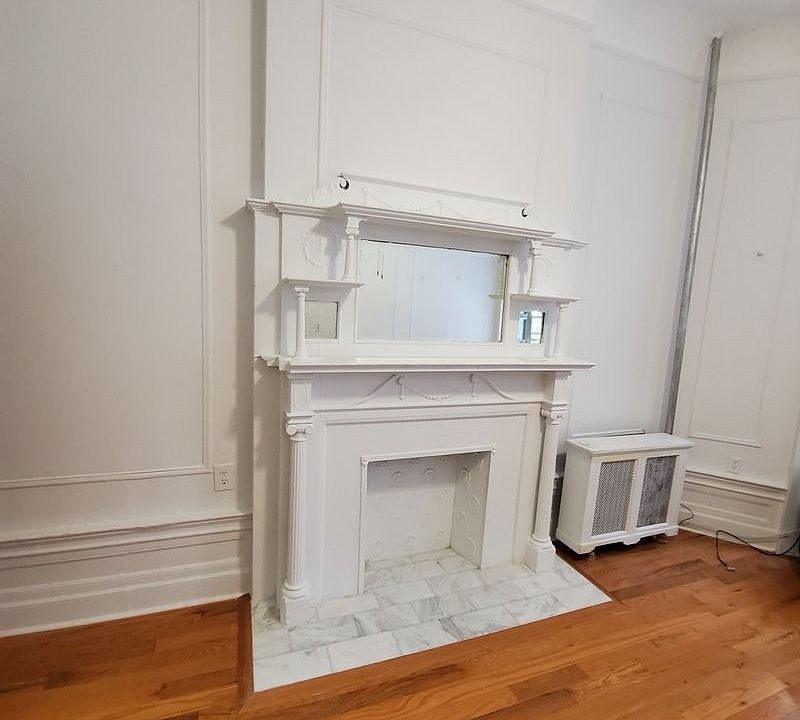 1st image of 243 W 100th St #2