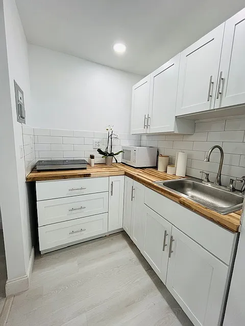 432 La Mancha Ave — Photo 3