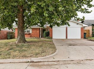216 Klondike Dr, Yukon, OK 73099