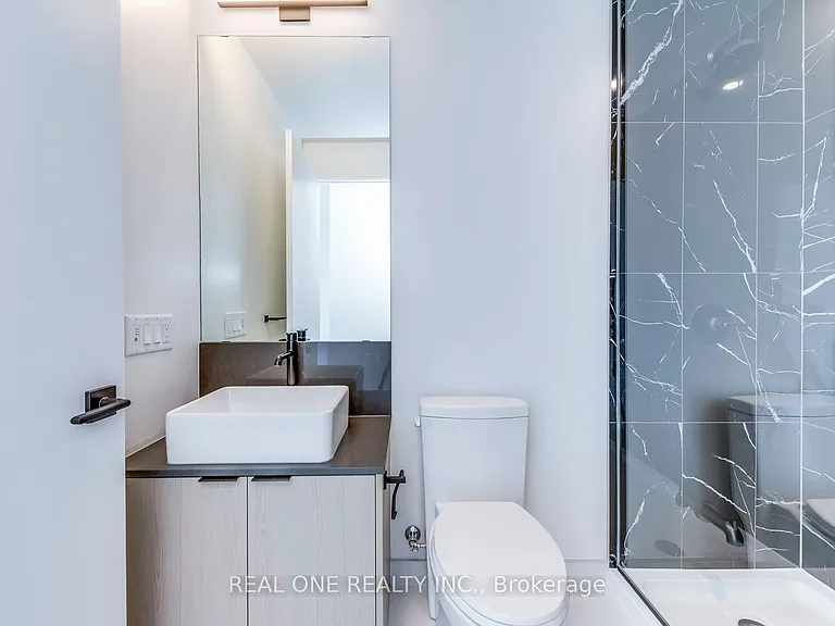 1285 Dupont St #603 — Photo 15