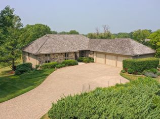 25570 N Wagon Wheel Ct, Barrington, IL