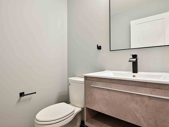 2641 4th ST NE #2-2_01302023