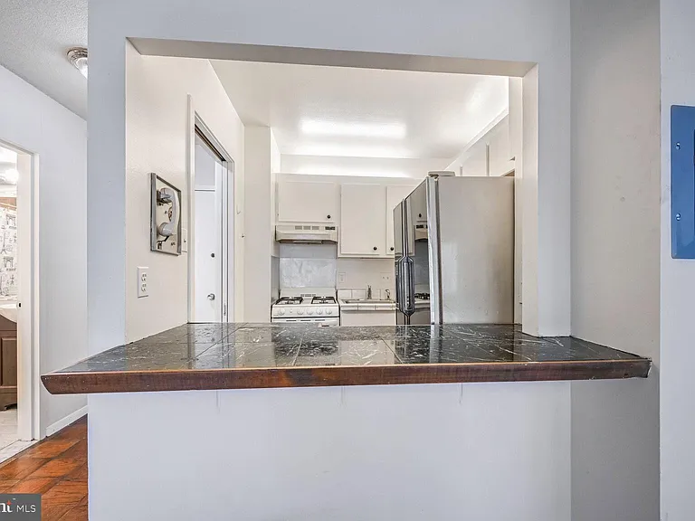 5500 Friendship Blvd #1125N — Photo 5