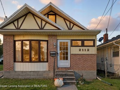 2112 Stirling Ave, Lansing, MI, 48910