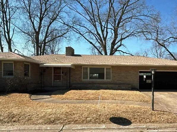 125 Park Plz, Quincy, IL 62301