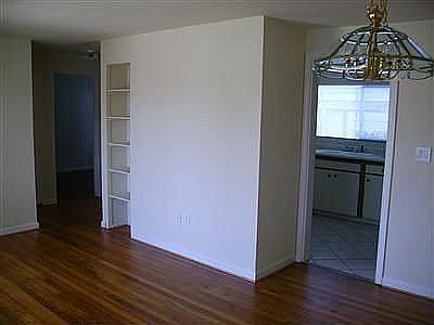 3rd image of 1921 S 19th St